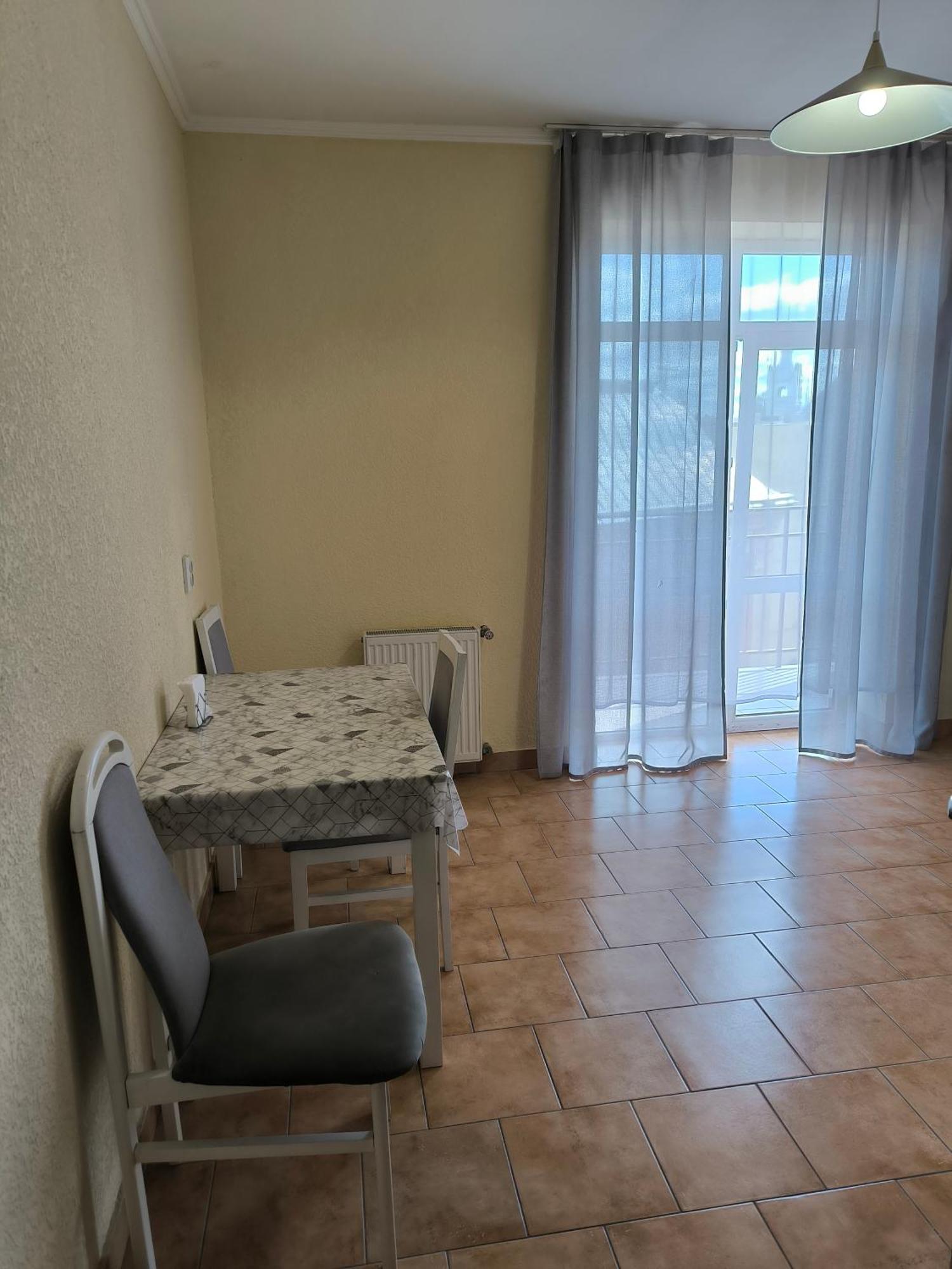 Apartments Domovik Parkaniya, 2A Mukacheve Luaran gambar