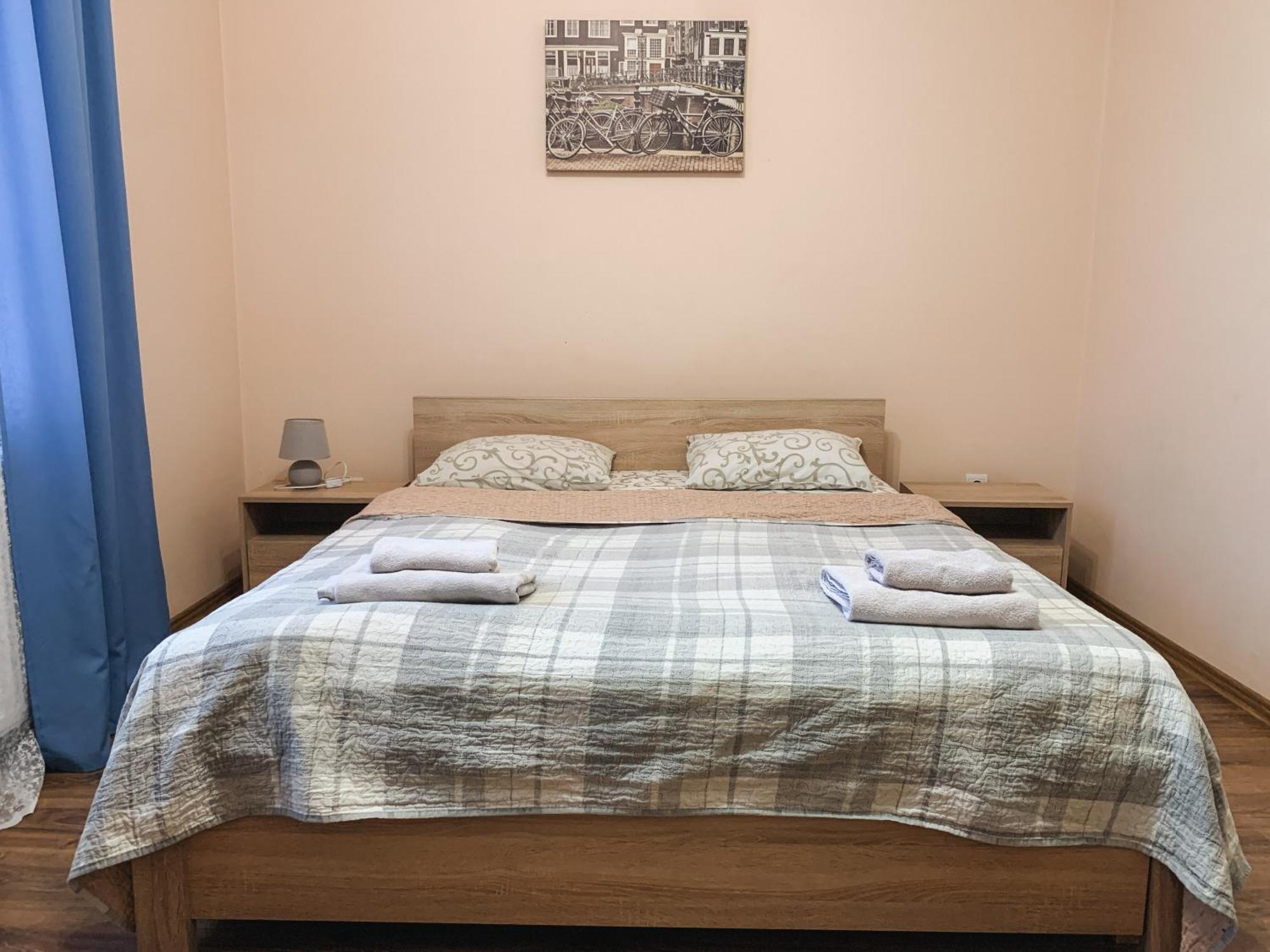 Apartments Domovik Parkaniya, 2A Mukacheve Luaran gambar