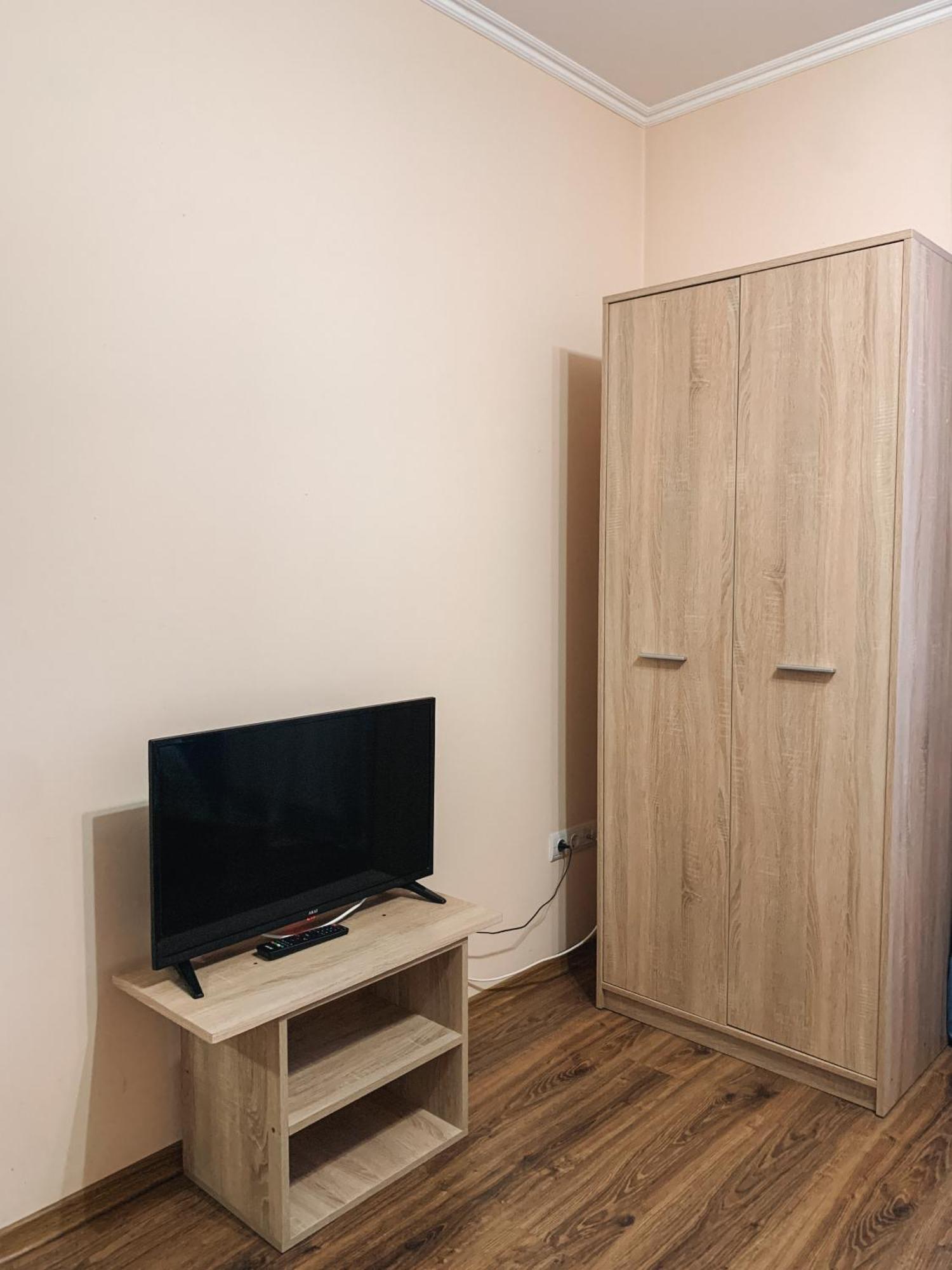 Apartments Domovik Parkaniya, 2A Mukacheve Luaran gambar